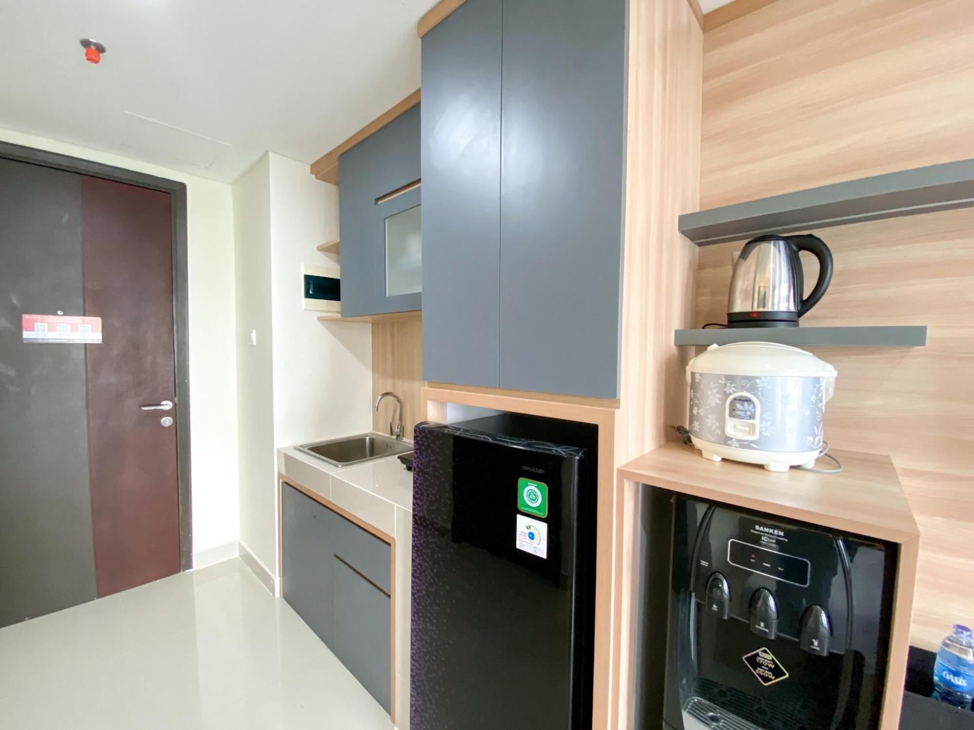 Apartemen Minimalist At Pollux Chadstone By Travelio